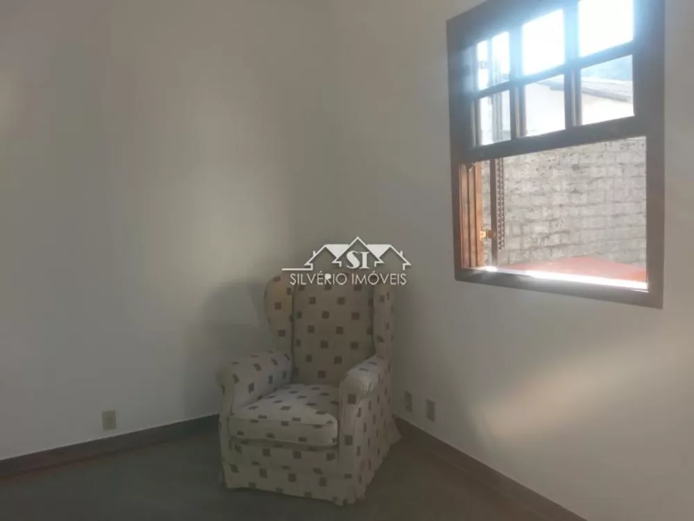 Casa, 4 quartos, 240 m² - Foto 21