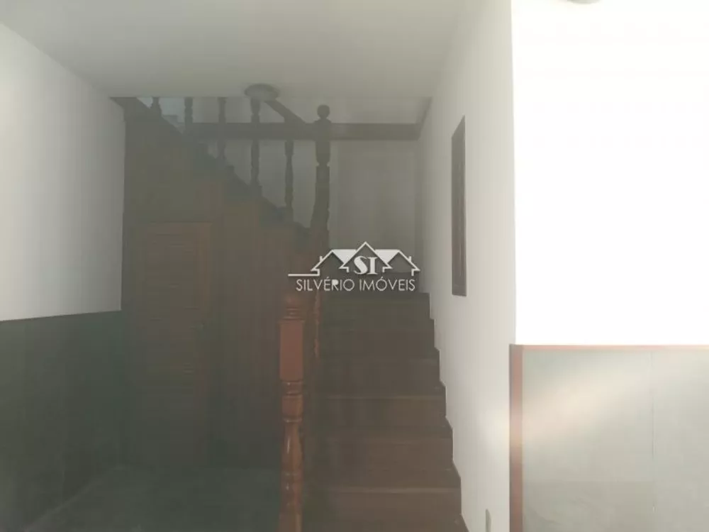 Casa, 4 quartos, 240 m² - Foto 8