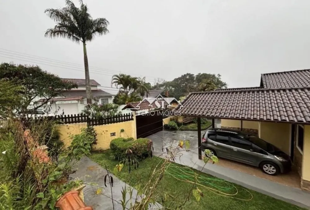 Casa, 4 quartos, 215 m² - Foto 2