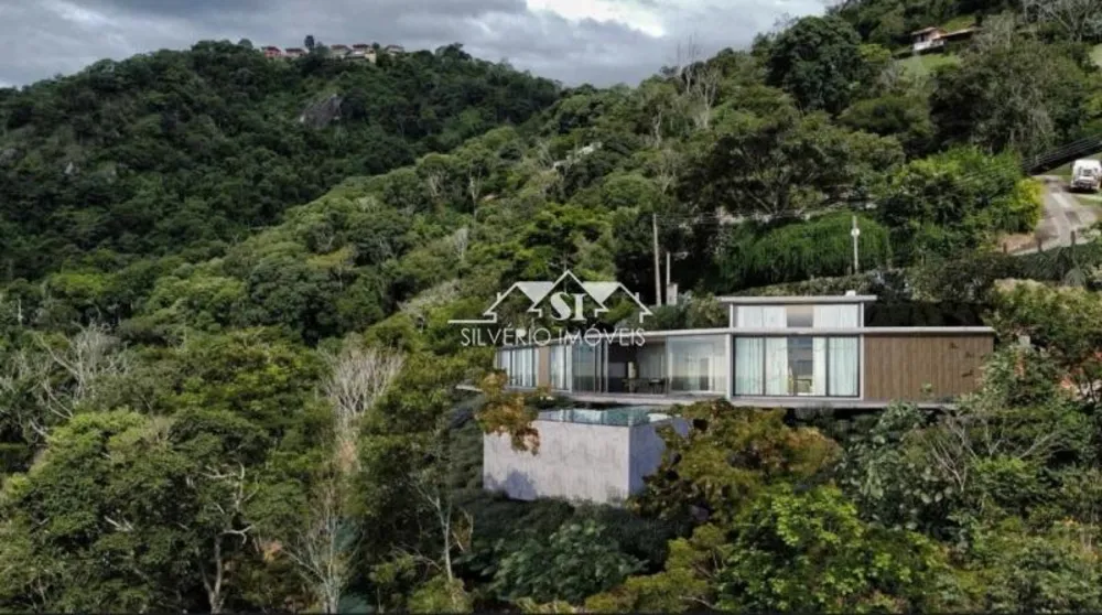 Casa, 4 quartos, 360 m² - Foto 1