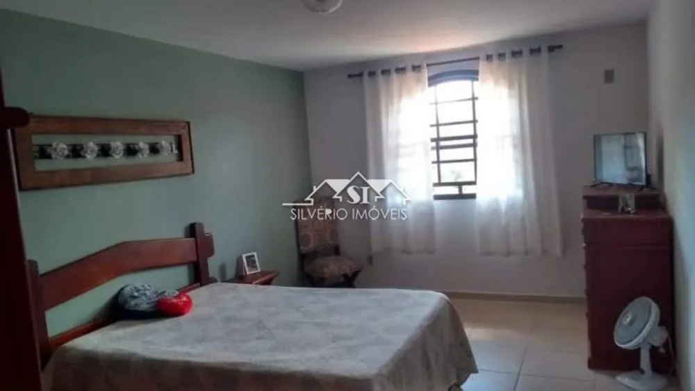 Casa, 4 quartos, 250 m² - Foto 23