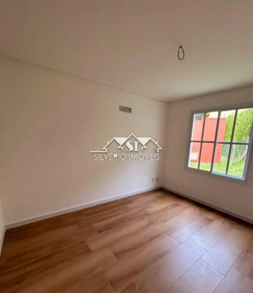 Casa, 4 quartos, 225 m² - Foto 11