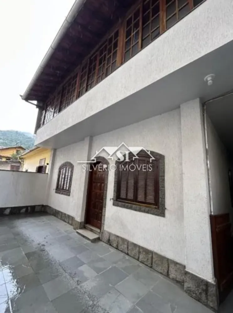 Casa, 5 quartos, 132 m² - Foto 2