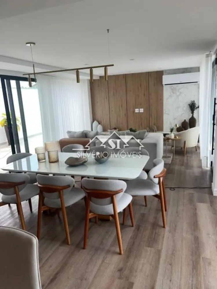 Casa, 3 quartos, 224 m² - Foto 2
