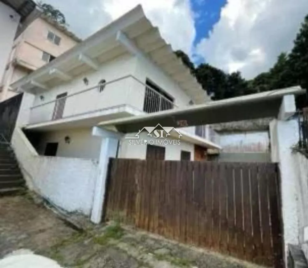 Casa, 5 quartos, 253 m² - Foto 1
