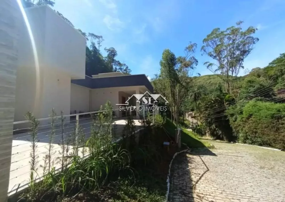 Casa, 3 quartos, 235 m² - Foto 2