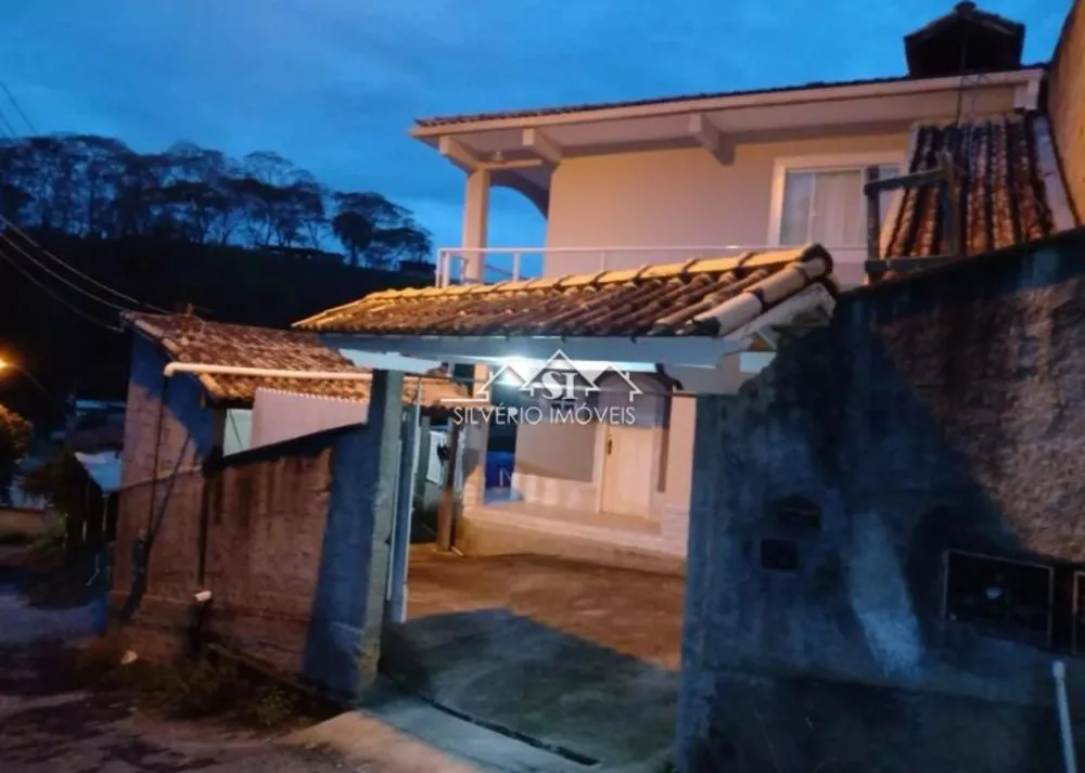 Casa, 3 quartos, 180 m² - Foto 2