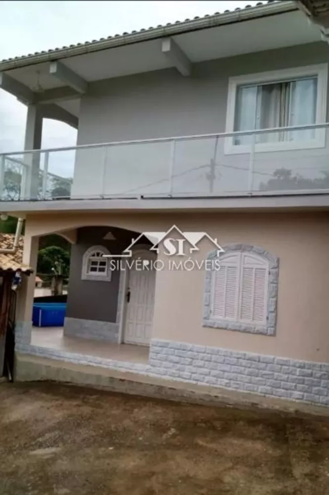 Casa, 3 quartos, 180 m² - Foto 1