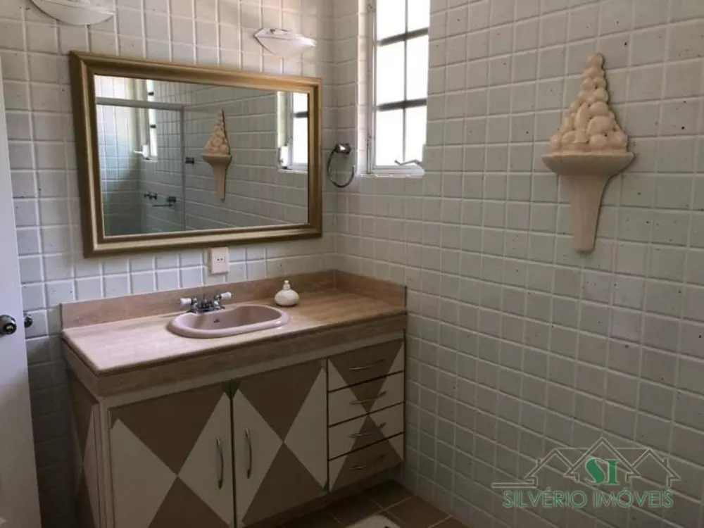 Casa, 6 quartos, 1200 m² - Foto 1