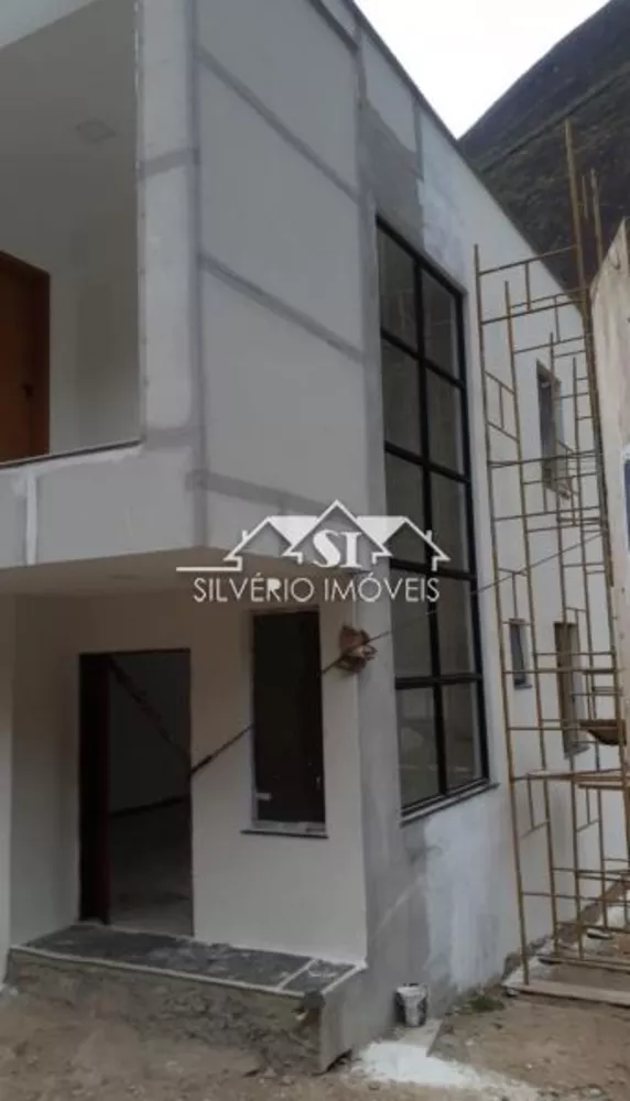 Casa, 4 quartos, 154 m² - Foto 1