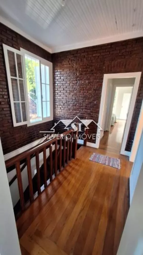 Casa, 4 quartos, 201 m² - Foto 1