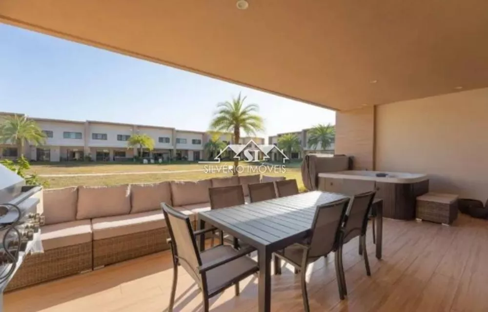 Casa, 4 quartos, 204 m² - Foto 1