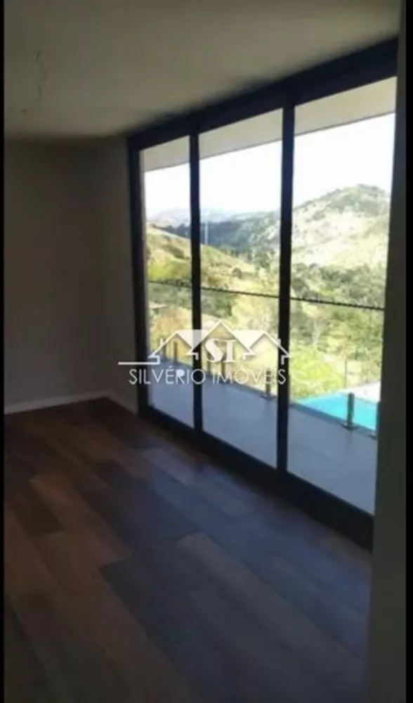 Casa, 3 quartos, 256 m² - Foto 2