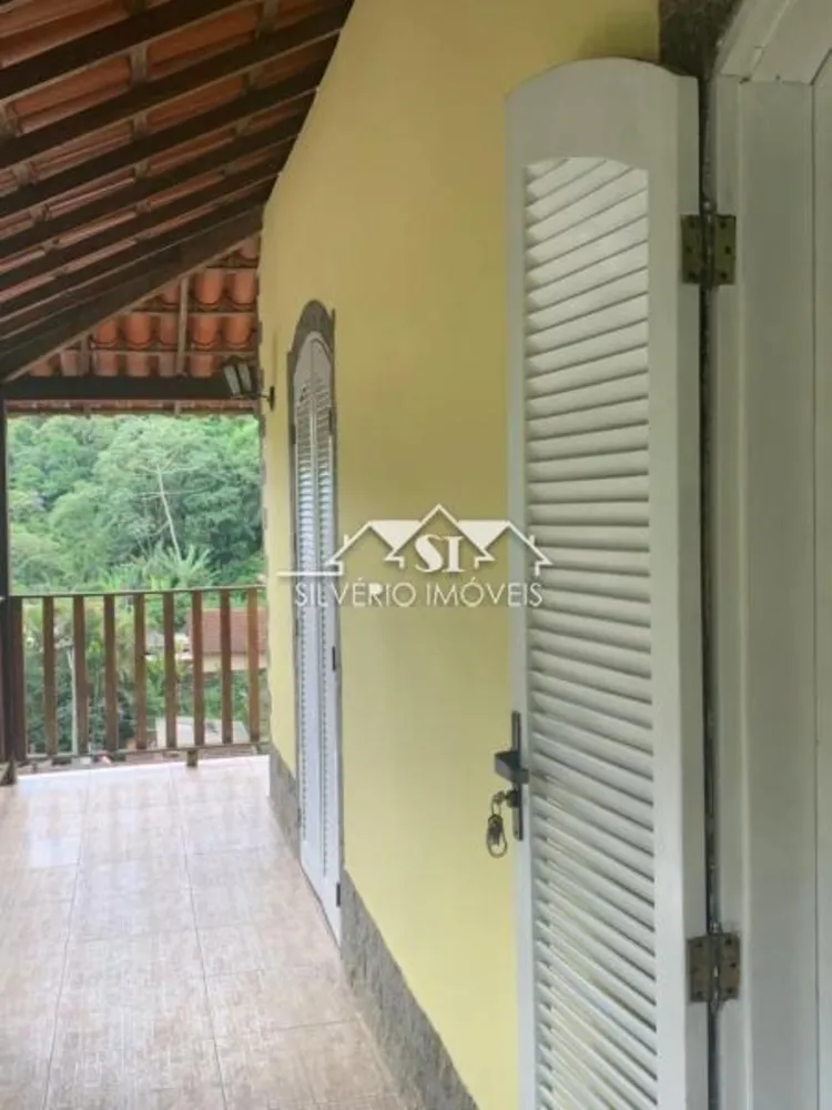 Casa, 4 quartos, 190 m² - Foto 2