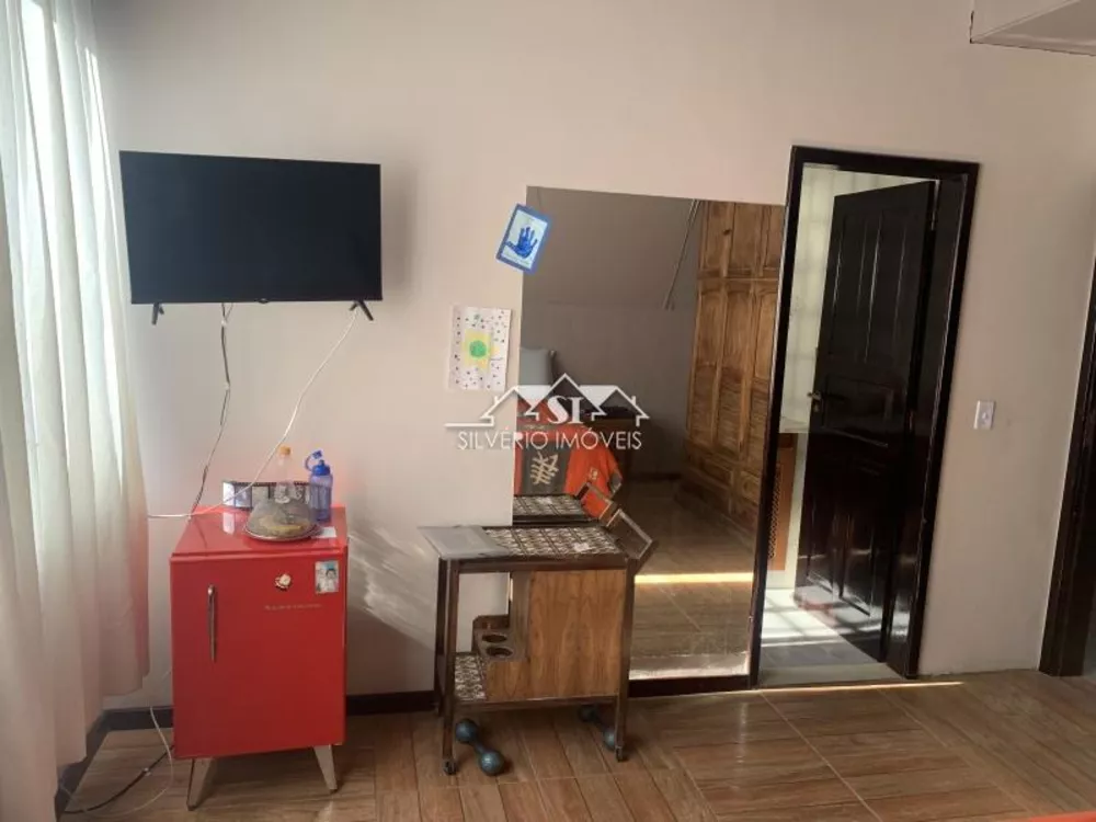 Casa, 4 quartos, 270 m² - Foto 28