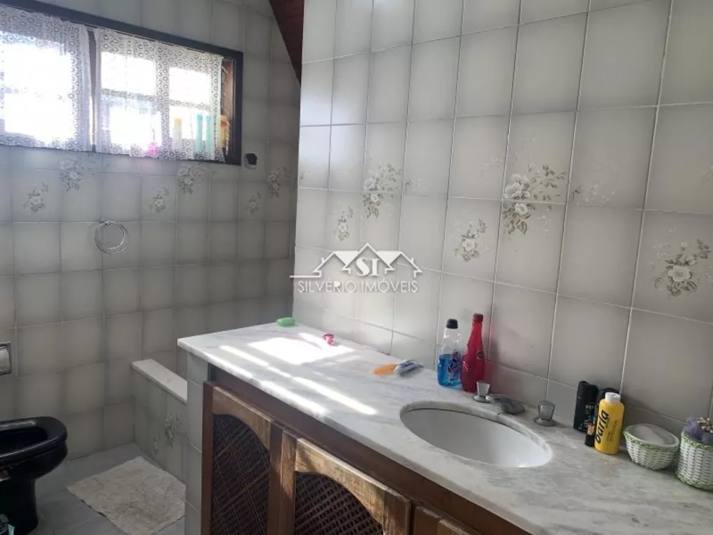 Casa, 4 quartos, 270 m² - Foto 17