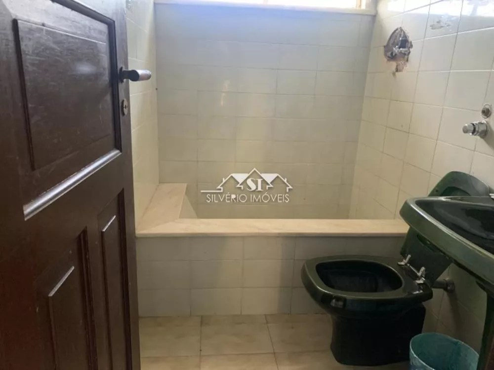 Casa, 4 quartos, 270 m² - Foto 1