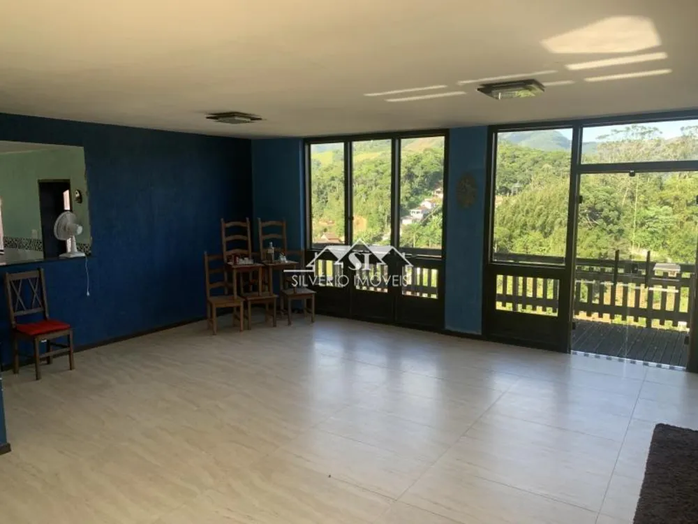 Casa, 4 quartos, 270 m² - Foto 12