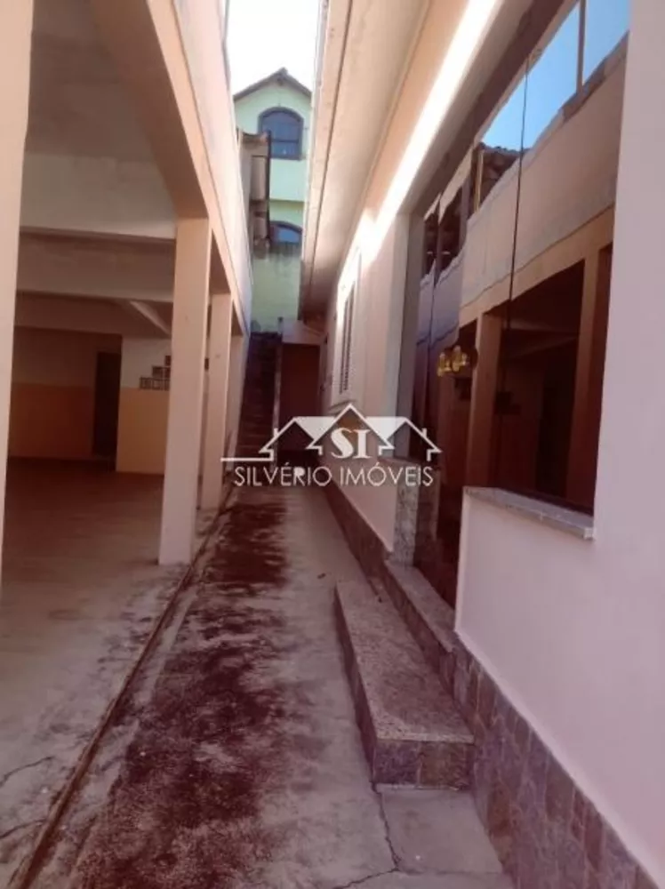 Casa, 4 quartos, 200 m² - Foto 13