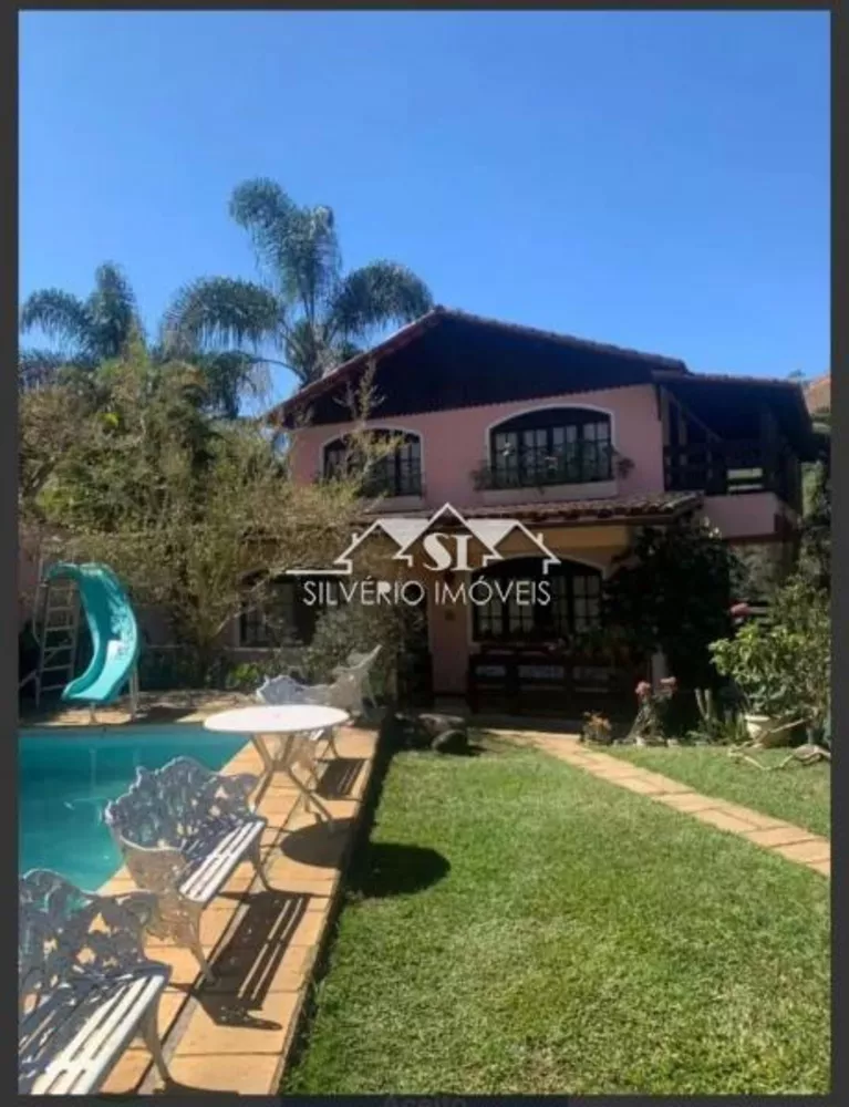 Casa, 3 quartos, 300 m² - Foto 1