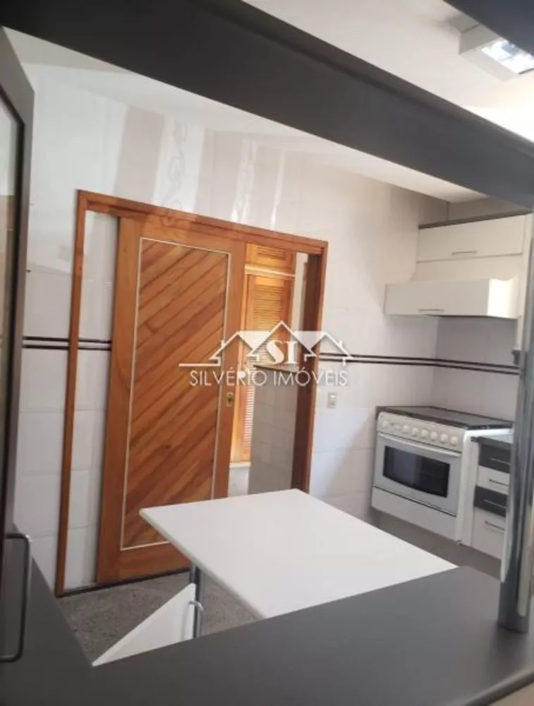 Casa, 3 quartos, 300 m² - Foto 16