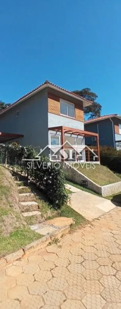 Casa, 3 quartos, 195 m² - Foto 1