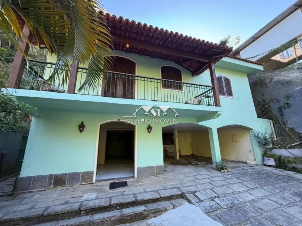 Casa, 3 quartos, 273 m² - Foto 1
