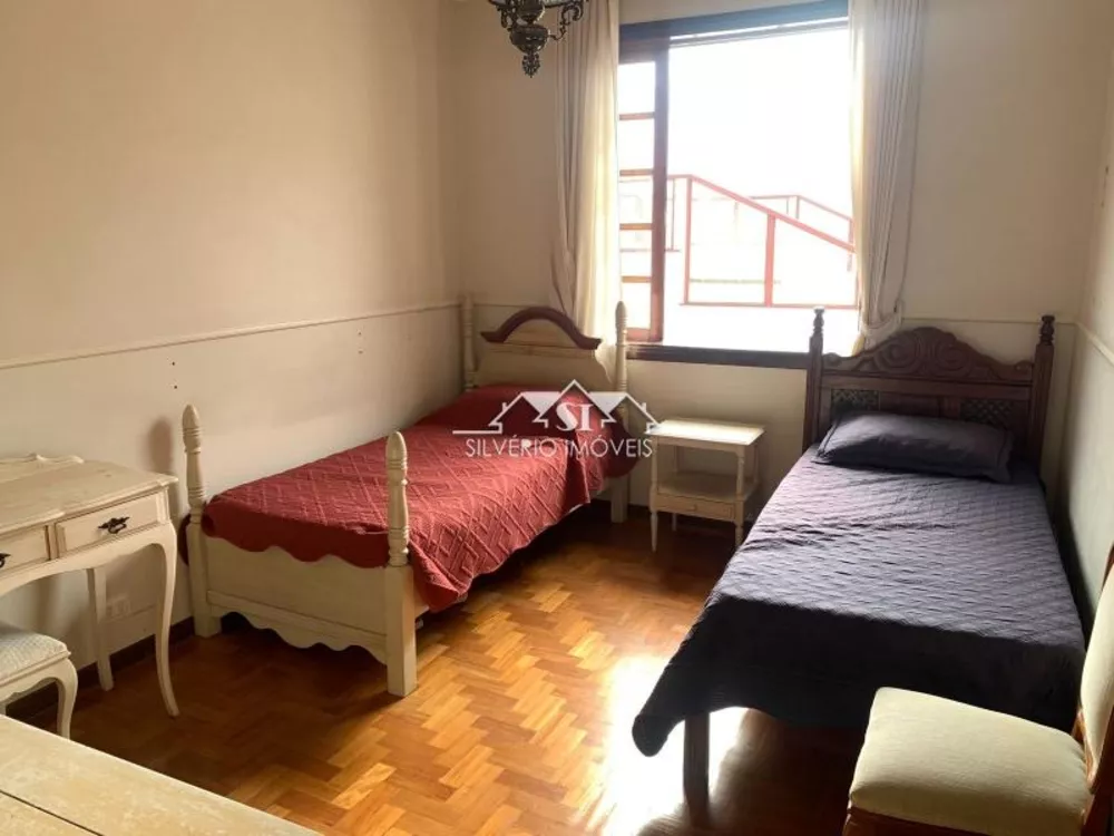 Casa, 4 quartos, 275 m² - Foto 28