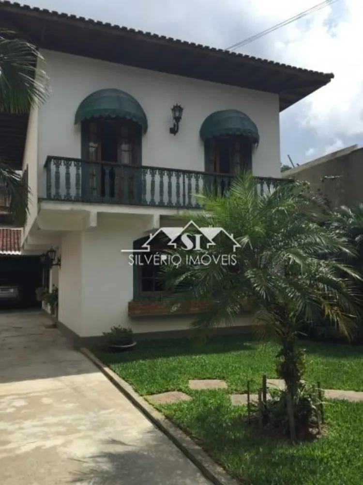 Casa, 3 quartos, 197 m² - Foto 1