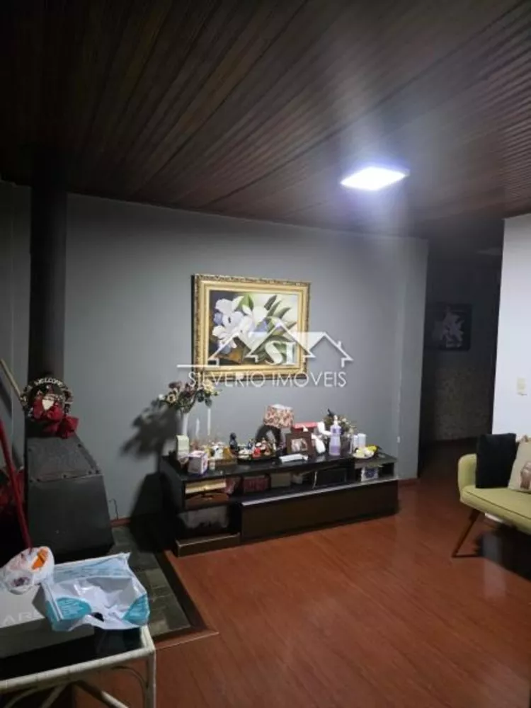 Casa, 6 quartos, 200 m² - Foto 2