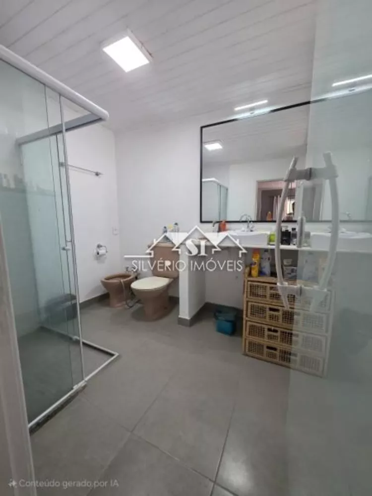 Casa, 6 quartos, 200 m² - Foto 23