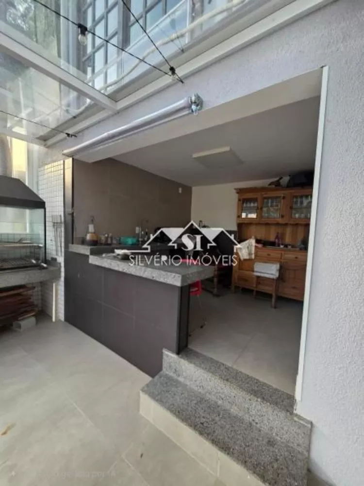 Casa, 6 quartos, 200 m² - Foto 5