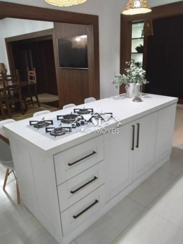 Casa, 9 quartos, 650 m² - Foto 29