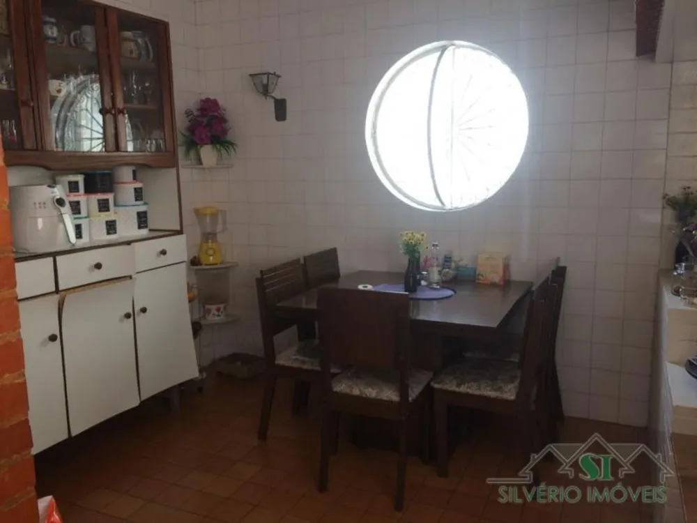 Casa, 2 quartos, 300 m² - Foto 14