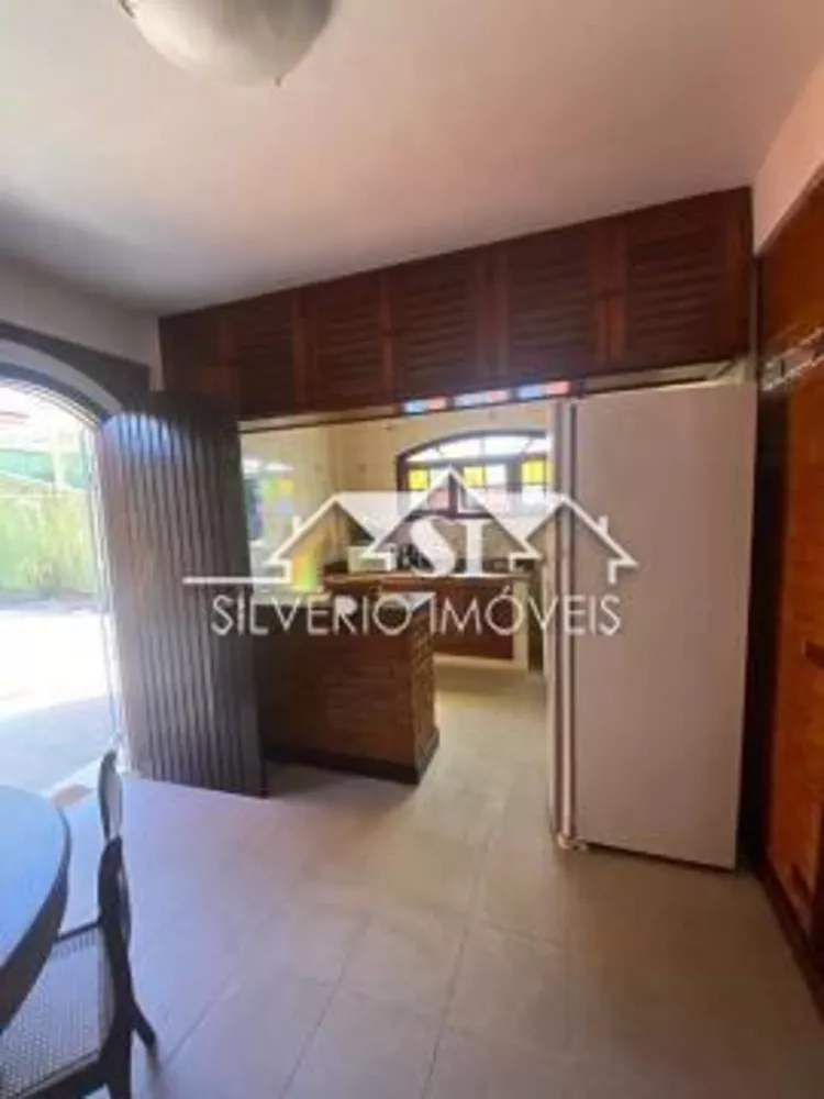 Casa, 8 quartos, 200 m² - Foto 2