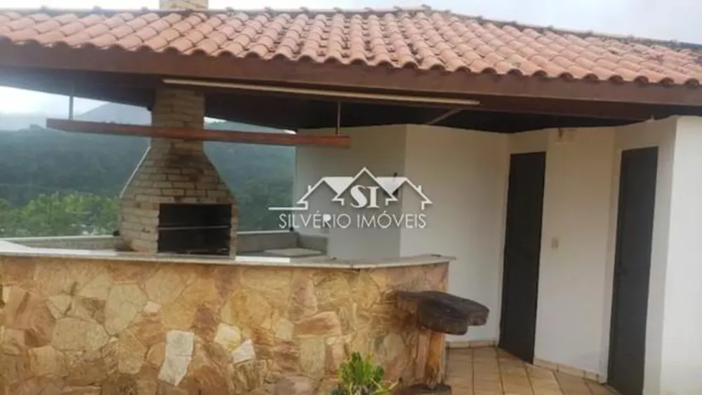 Casa, 8 quartos, 200 m² - Foto 1