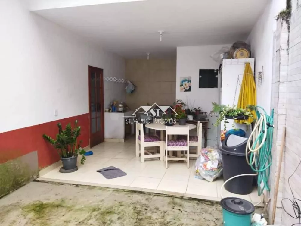 Casa, 3 quartos, 240 m² - Foto 4