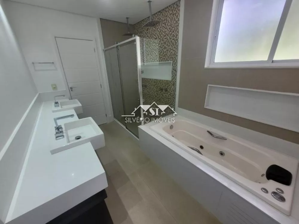 Casa, 3 quartos, 230 m² - Foto 30