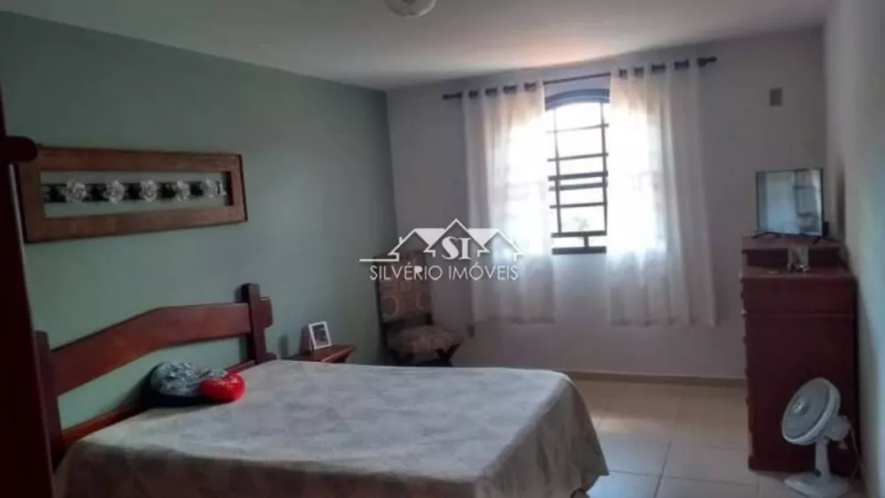 Casa, 4 quartos, 250 m² - Foto 23