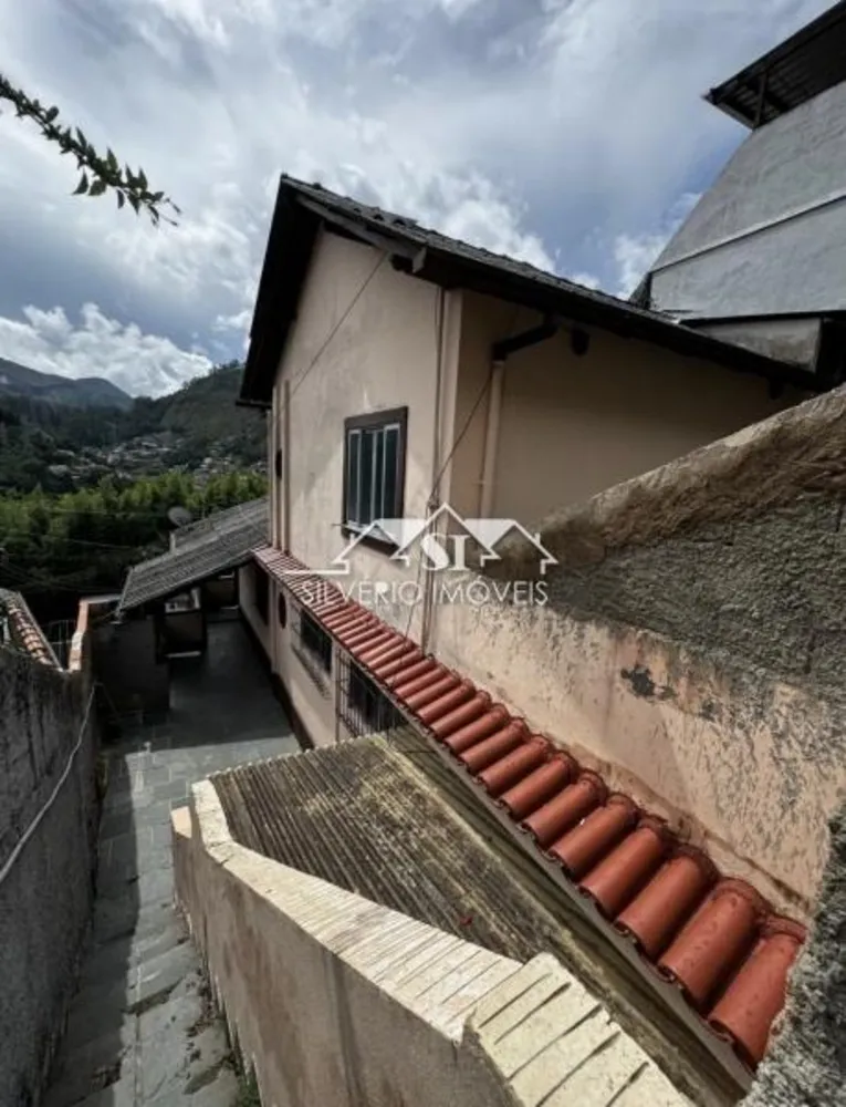 Casa, 5 quartos, 172 m² - Foto 2