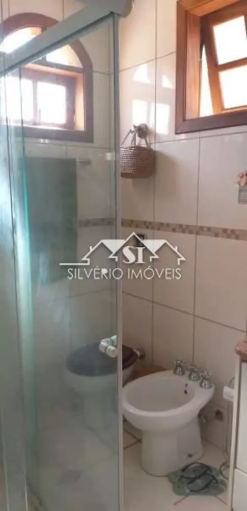 Casa, 5 quartos, 180 m² - Foto 1