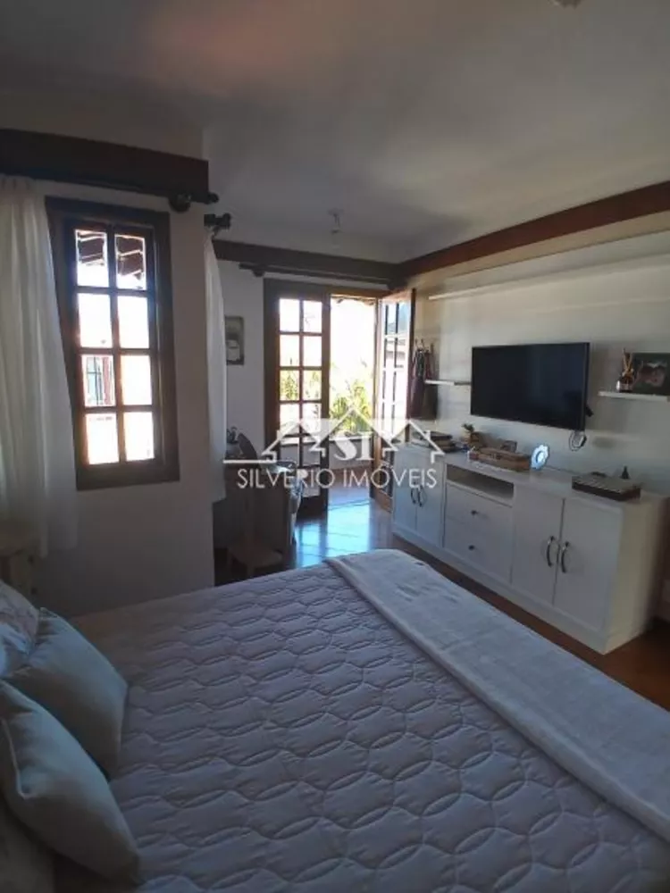 Casa, 3 quartos, 190 m² - Foto 1