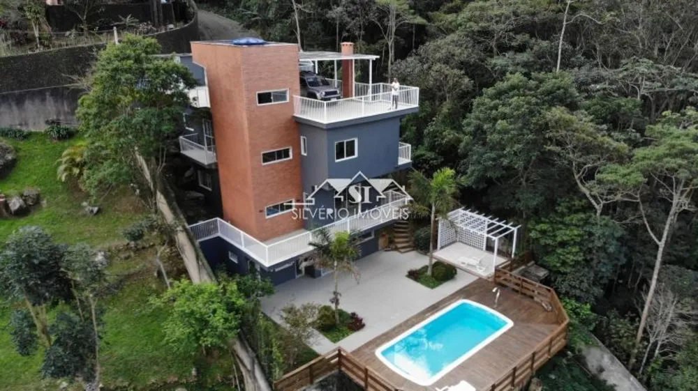 Casa, 3 quartos, 350 m² - Foto 1