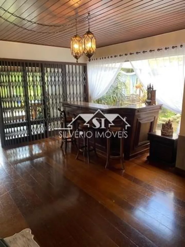 Casa, 15 quartos, 865 m² - Foto 1