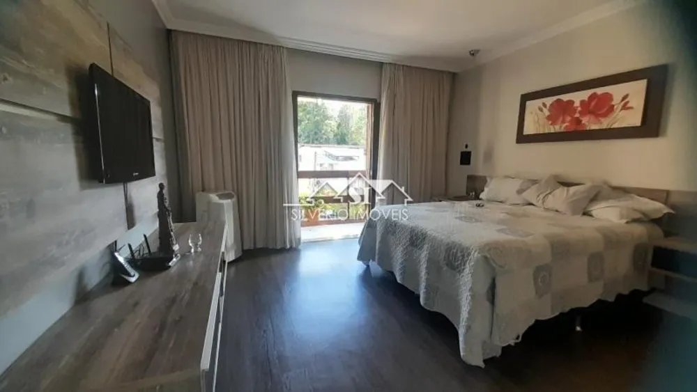 Casa, 3 quartos, 300 m² - Foto 21