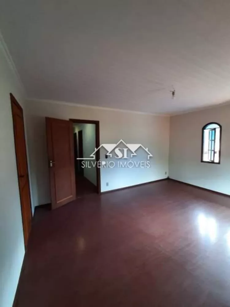 Casa, 6 quartos, 234 m² - Foto 19