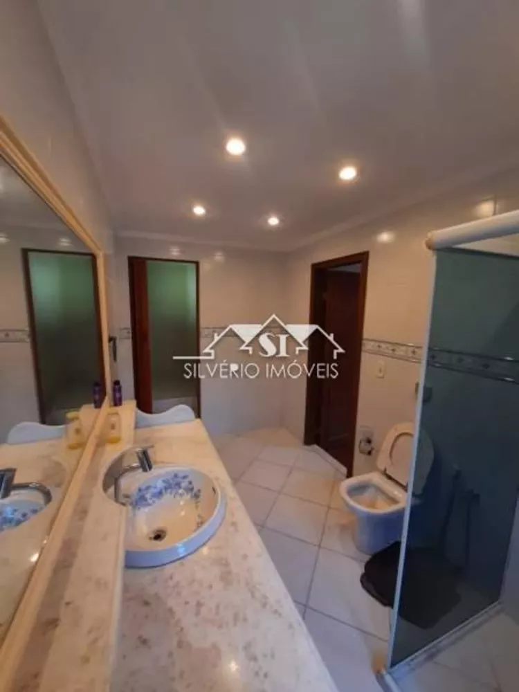 Casa, 6 quartos, 234 m² - Foto 23