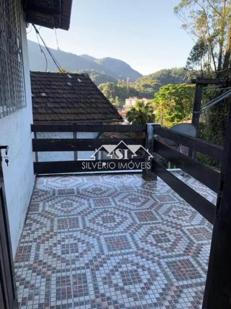 Casa, 5 quartos, 200 m² - Foto 1