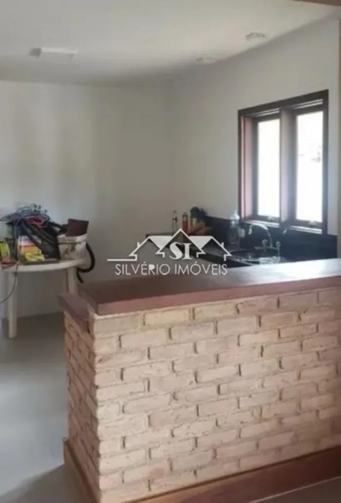 Casa, 3 quartos, 230 m² - Foto 4