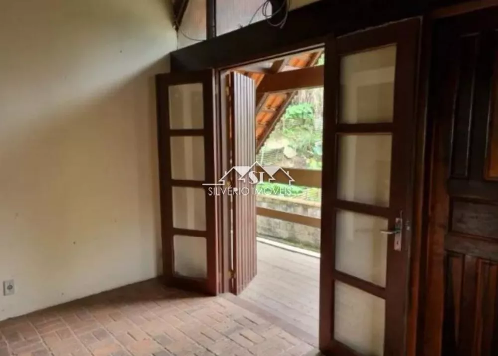 Casa, 4 quartos, 250 m² - Foto 3